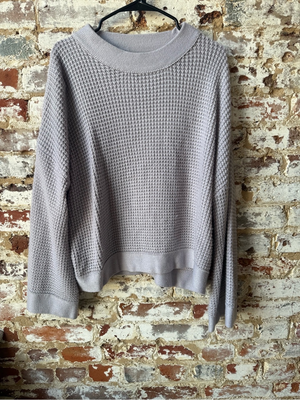 Listicle Waffle-Knit Crew Sweater in Light Gray